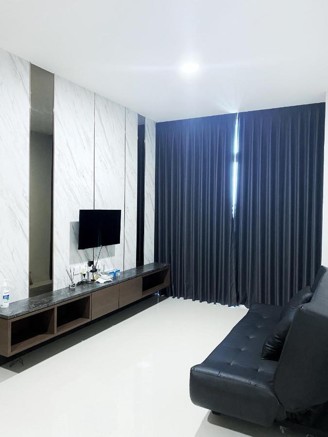 Formosa Residencen - The Apartments 2 Bed Room Nagoya Exteriör bild
